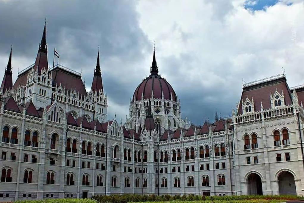 1#Parliament Sunflower Apartments Room Будапеща Екстериор снимка